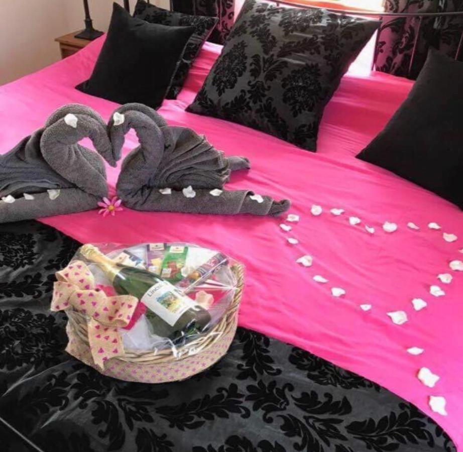 Lincoln Holiday Retreat Lodge With Private Hot Tub Εξωτερικό φωτογραφία